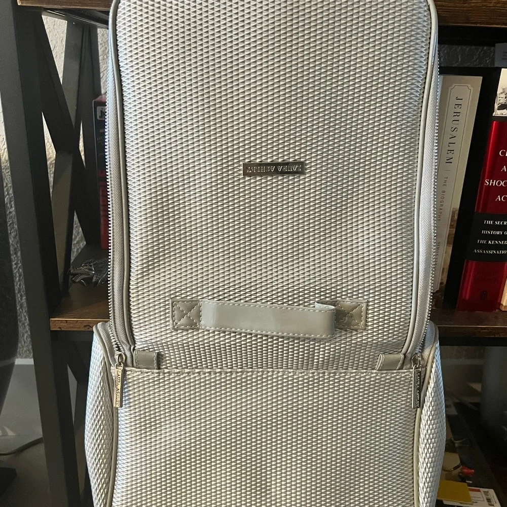 LAURA ASHLEY Makeup Hanging Organizer